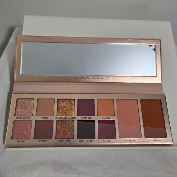 Anastasia Beverly Hills Primrose Palette - Picture 1 of 3